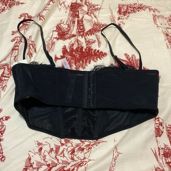 NWT Out from Under Cropped Corset Top - Picture 2 of 4